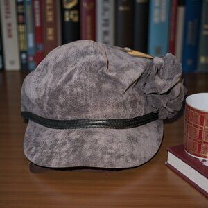 C.C Exclusives Gray Adjustable Size Velour 8-Panel Newsboy Cap Hat